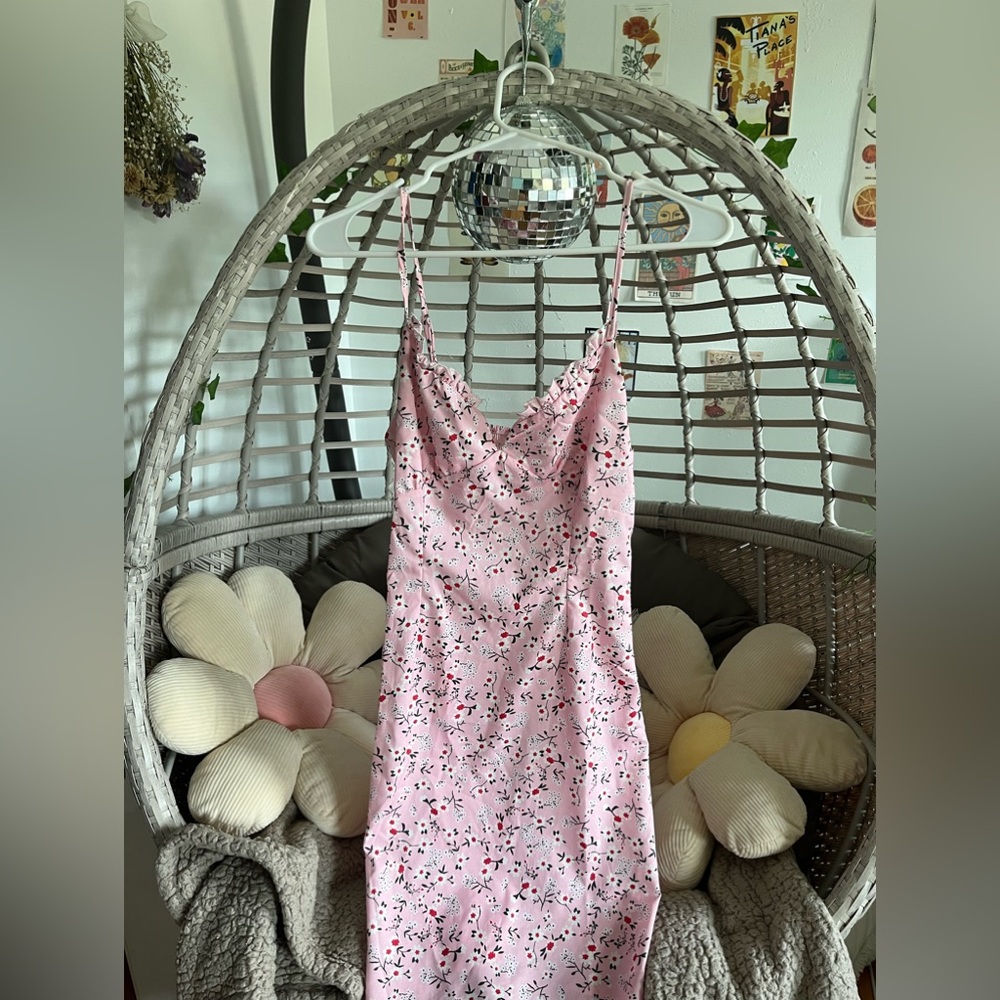 pink sundress